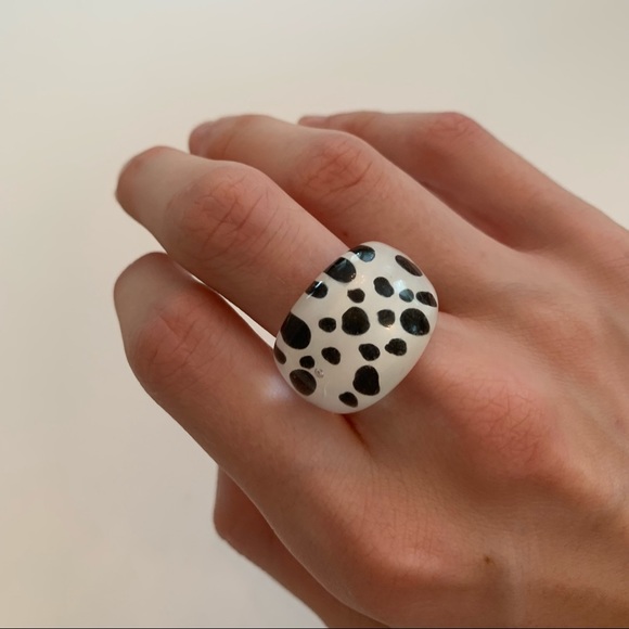 Black & White Cow Pattern Ring - Picture 3 of 7